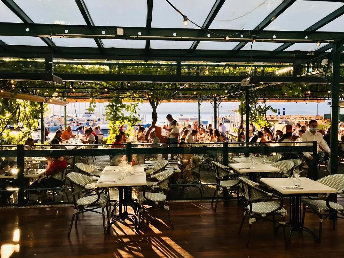 איבואר Hotel La Riviera Victoria
