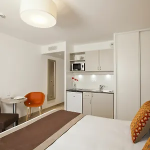 Aparthotel Residhome Rosa Parks Parijs