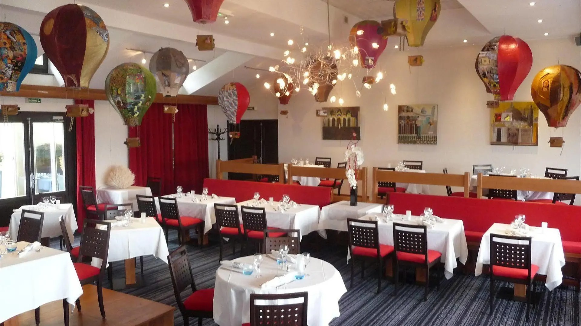 Hotel La Riviera Victoria イヴォワール フランス